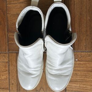 OFFICINE CREATIVE SIZE 40|10 Stylish White Leather Ankle Boots super comfy.